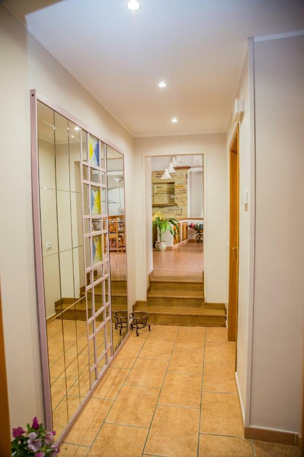 B&B Cortile Aurora برونتي المظهر الخارجي الصورة