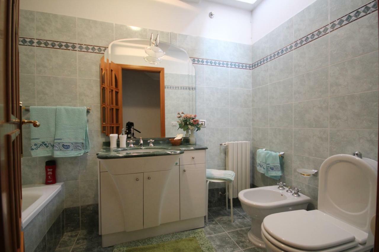 B&B Cortile Aurora برونتي المظهر الخارجي الصورة