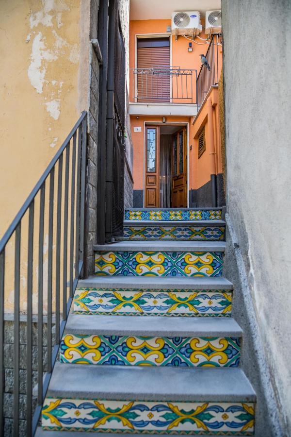 B&B Cortile Aurora برونتي المظهر الخارجي الصورة