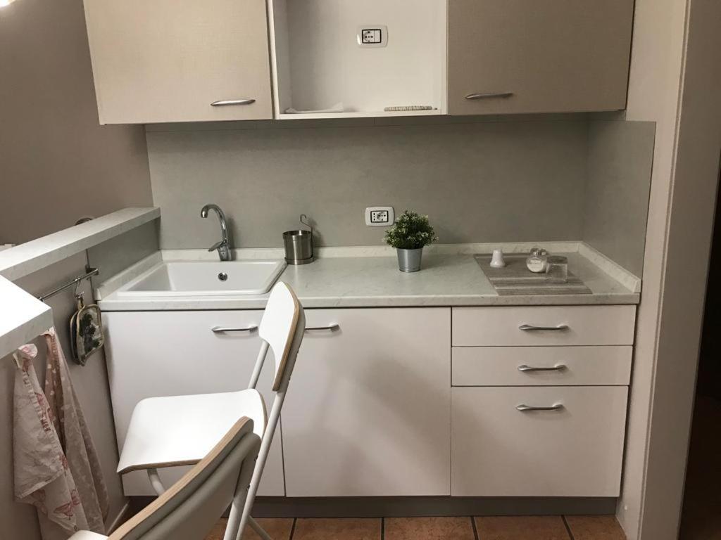B&B Cortile Aurora برونتي المظهر الخارجي الصورة